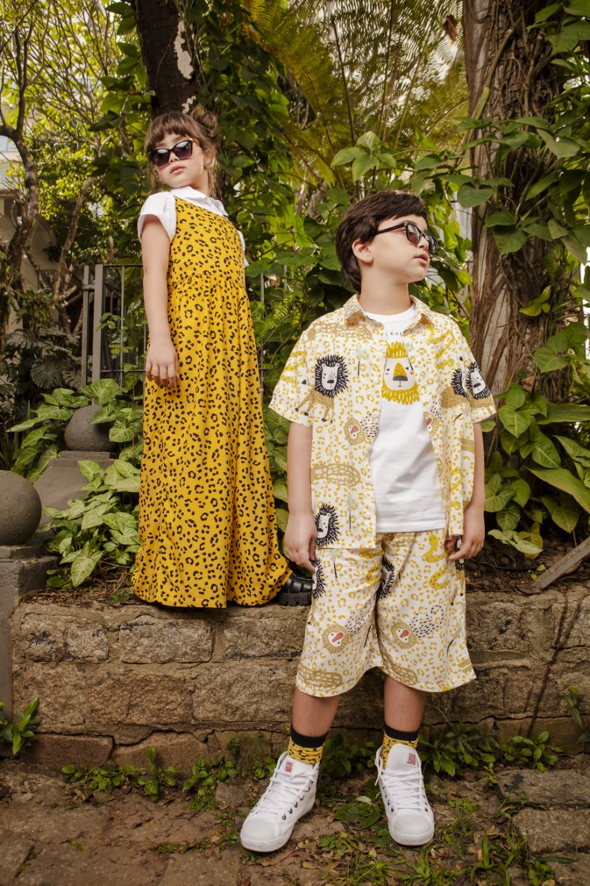 Manuela e Felipe, sobrinhos de Sabrina Sato, na campanha da linha de roupas infantil 'Sato Kids' (Foto: Villy Ribeiro)
