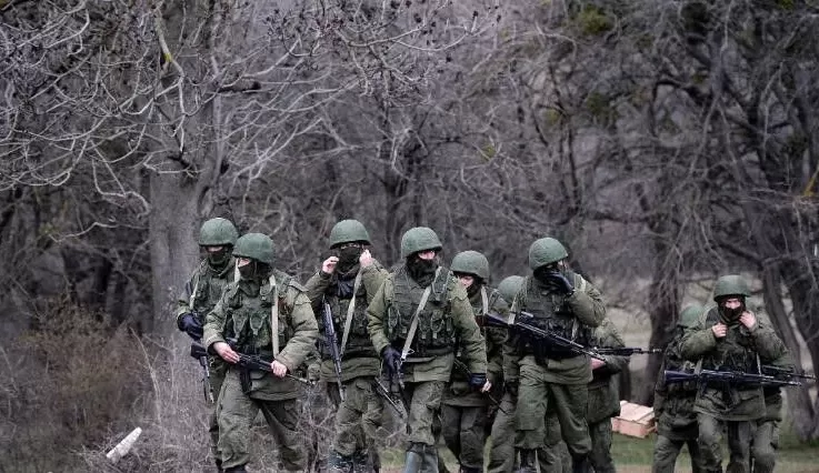 Tropas Russas avançam e aumentam tensão na Fronteira com a Ucrânia