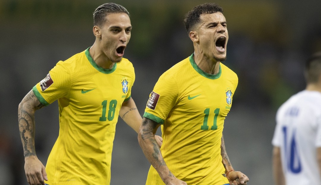  Com bela atuação, Brasil goleia o Paraguai no Mineirão