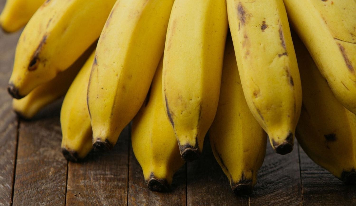 Os oito benefícios da banana: fruta é boa para a pele e ajuda no sono