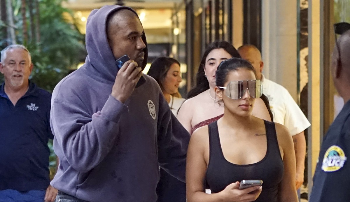 Kanye West está em novo relacionamento com clone de Kim Kardashian