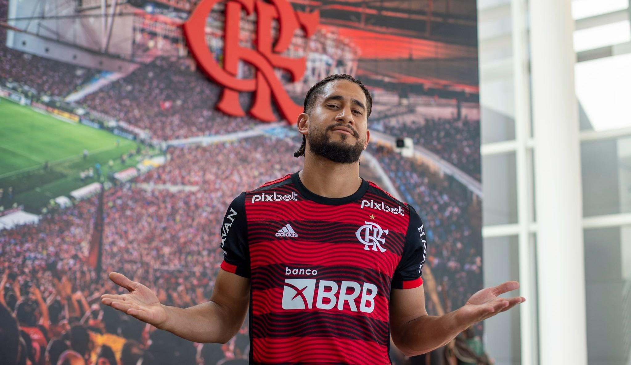 Pablo chega ao Flamengo prometendo honrar a camisa
