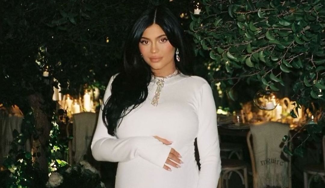 Kylie Jenner anuncia mudança de nome do segundo filho: 'Não combinava com ele'