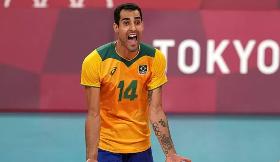 Douglas Souza anuncia aposentadoria da seleção brasileira de vôlei: 'Estou muito feliz com essa decisão'