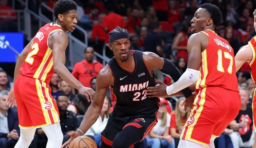 NBA: Hawks vencem Miami Heat no último lance e respiram na série 