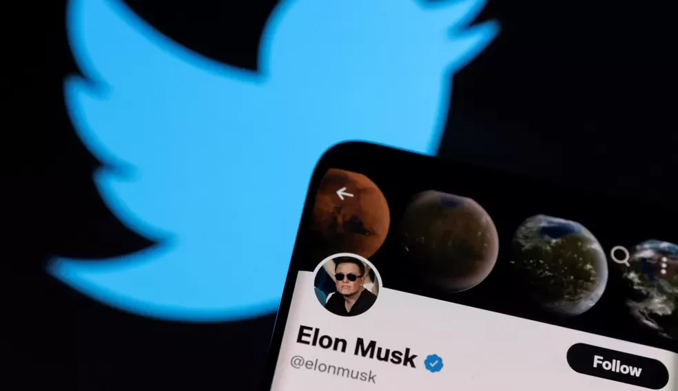 Bilionário Elon Musk compra Twitter por US$44 bilhões