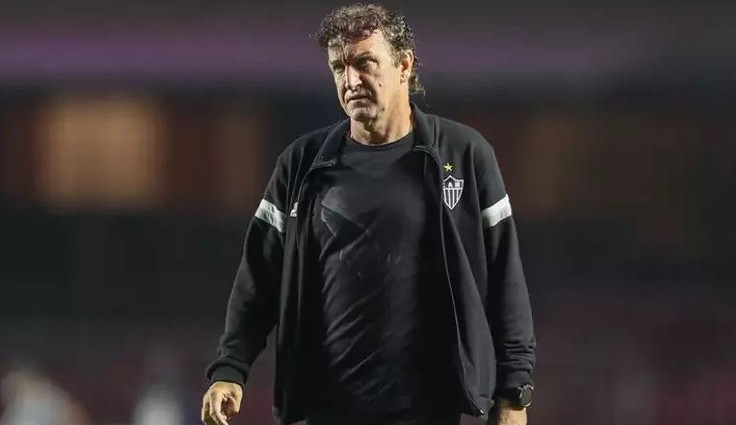 Fluminense procura Cuca, mas técnico recusa convite do Tricolor 