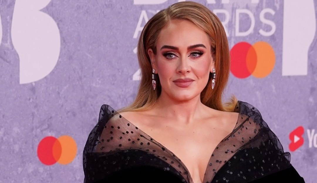 Bday Adele: Confira os 4 looks mais fashion da cantora para o outono