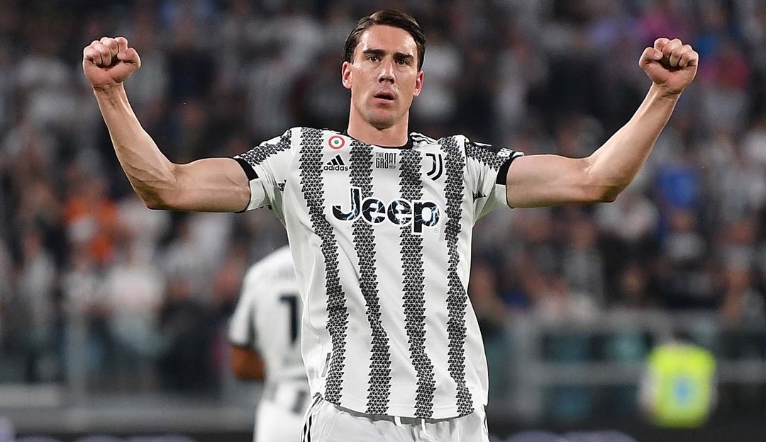 Juventus sofre empate no fim da Lazio em jogo que marcou a despedida de Chiellini e Dybala da torcida