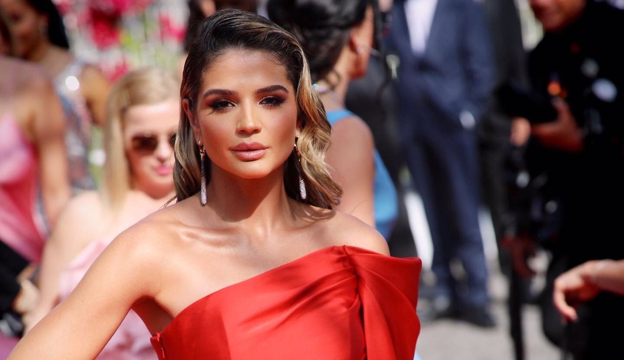 Thássia Naves brilha em red carpet do Festival de Cannes