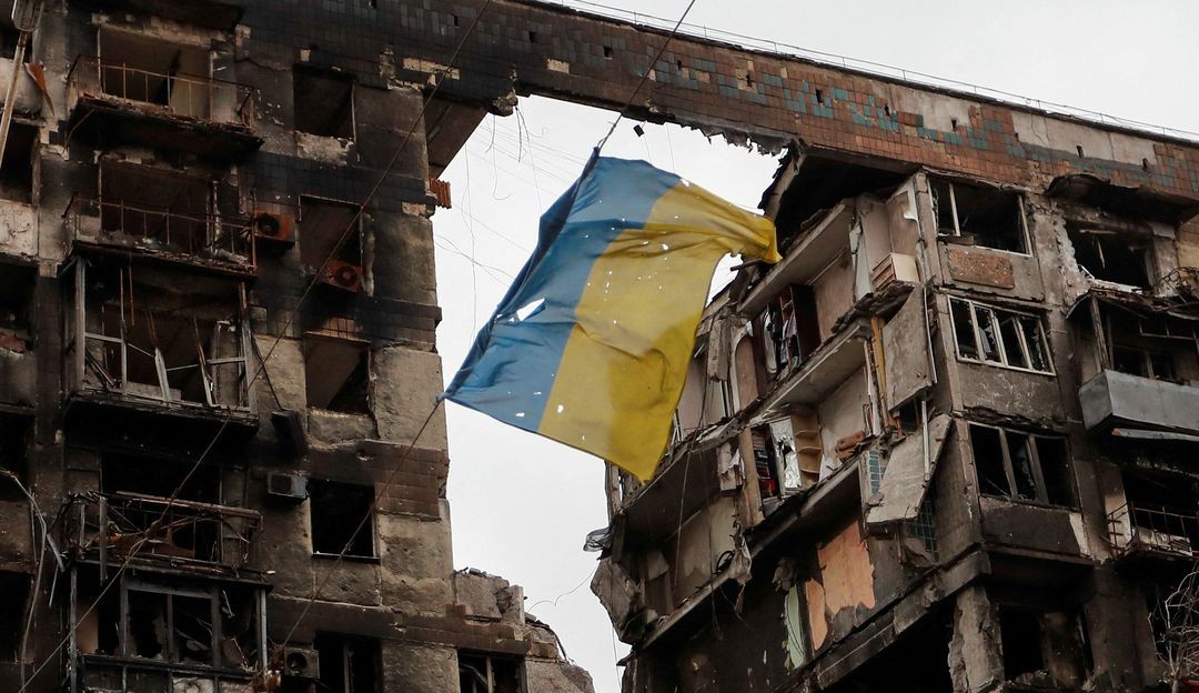 Ucrânia afirma ter encontrado 200 corpos em ruínas de prédio em Mariupol 