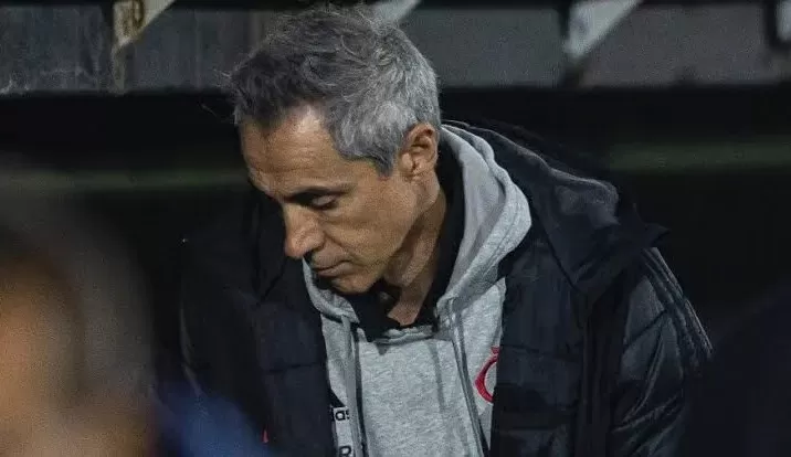 Após mais uma derrota, Paulo Souza comenta sobre pressão sofrida no Flamengo