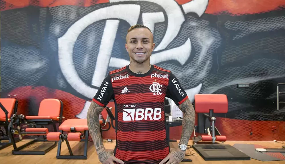 Mercado da bola: Flamengo anuncia a compra de Everton Cebolinha