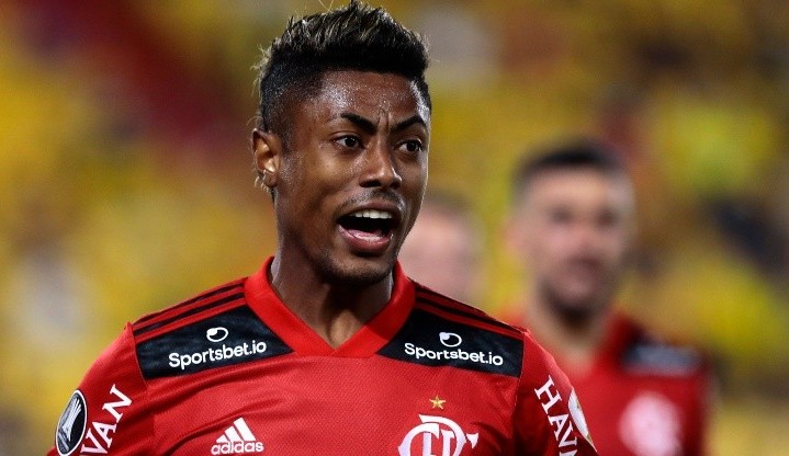 Bruno Henrique sofre lesão no joelho e ficará 12 meses sem atuar pelo Flamengo