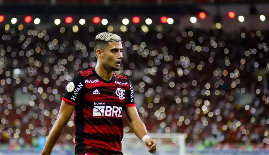 Flamengo oficializa a saída de Andreas Pereira, que se despede em vídeo emocionado