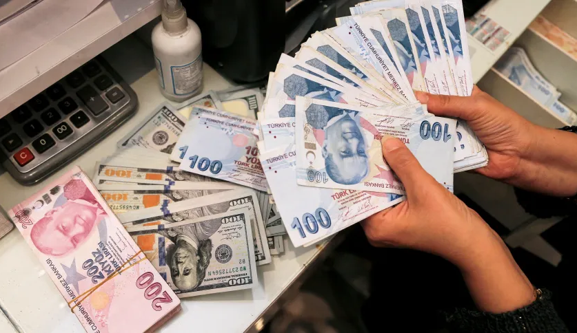 Inflação da Turquia dispara em quase 79% e atinge nível inédito em 24 anos