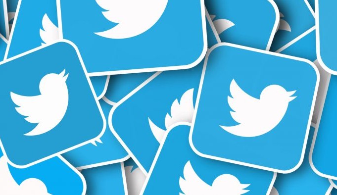 Após instabilidade, Twitter volta ao ar