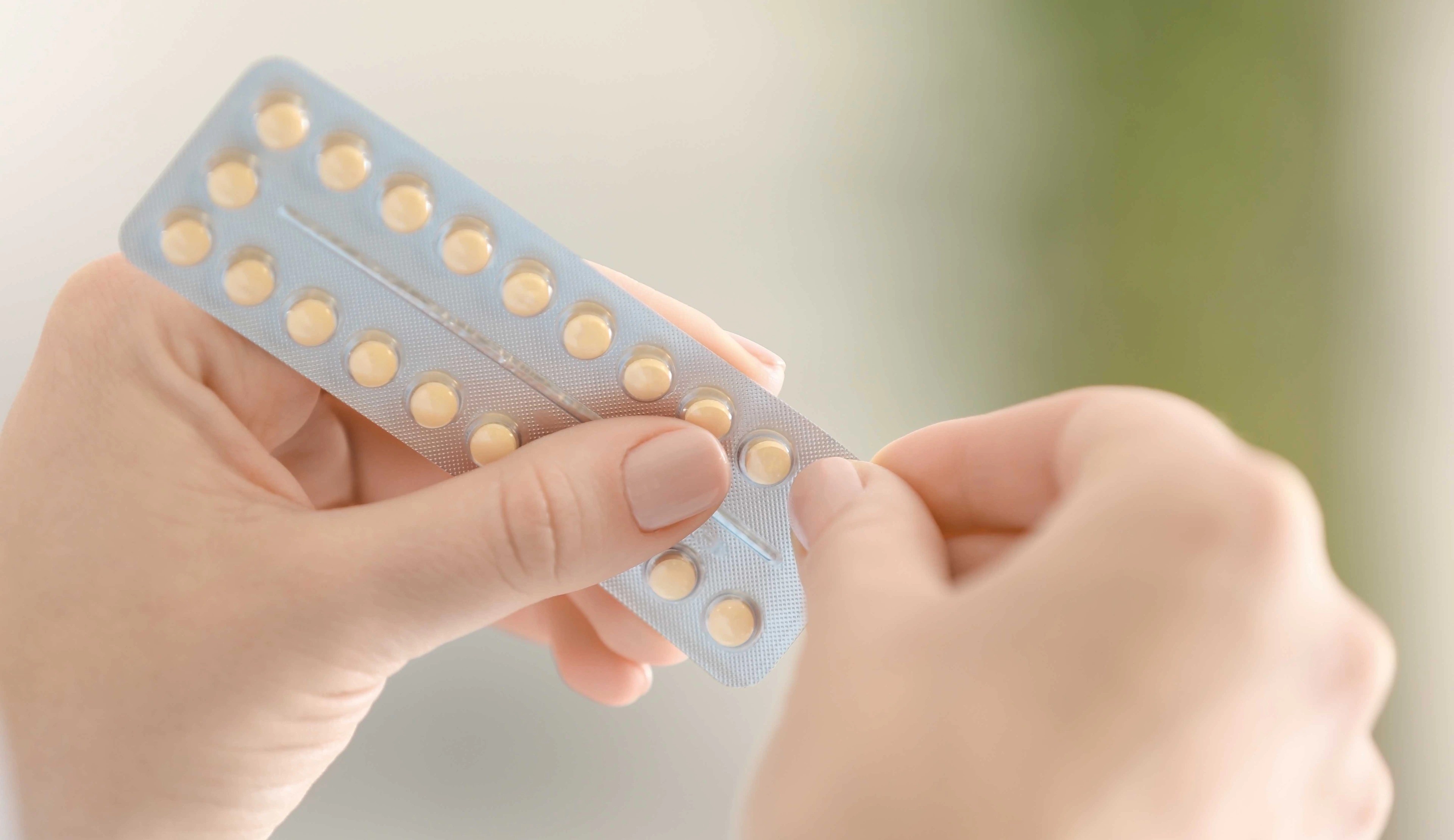 Pílula anticoncepcional: saiba sobre as dúvidas mais frequentes do uso