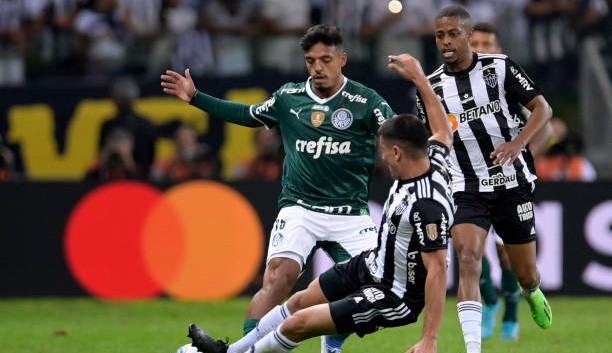 Atlético Mineiro aposta em elenco completo contra Palmeiras na Libertadores