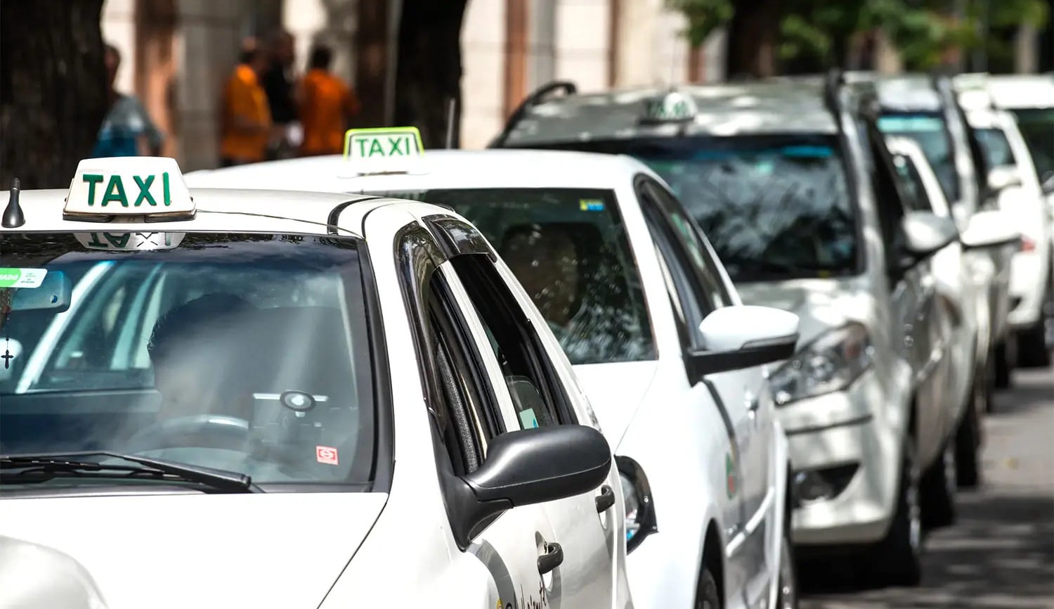 BEm Taxista: Benefício aos taxistas começa a ser pago nesta terça-feira