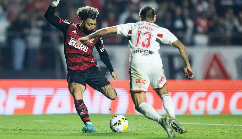 São Paulo recebe o Flamengo pelo jogo de ida da semifinal da Copa do Brasil