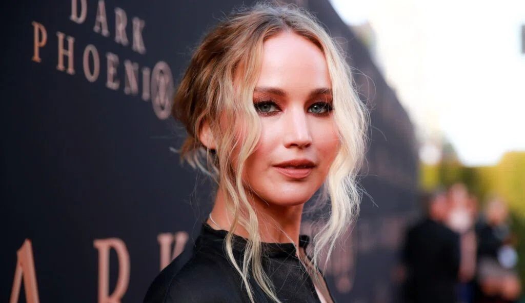 Jennifer Lawrence brinca sobre retorno em grandes franquias: “Estou muito velha e frágil” 
