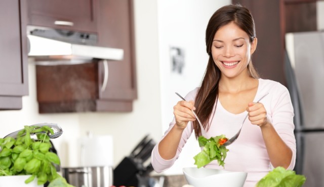 Nutricionista afirma que dietas muito restritivas são difíceis de cumprir e não são efetivas