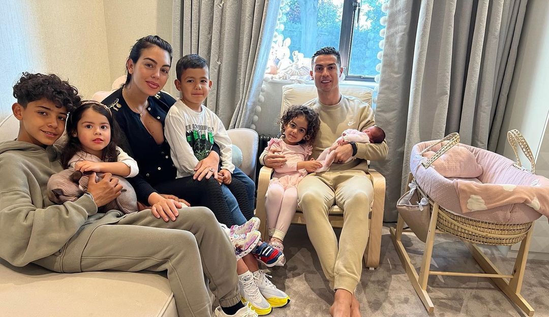 Cristiano Ronaldo revela reação dos filhos após morte do irmão mais novo