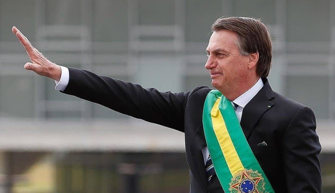 O Brasil acumula R$ 5 bilhões em dívidas deixadas pelo governo anterior