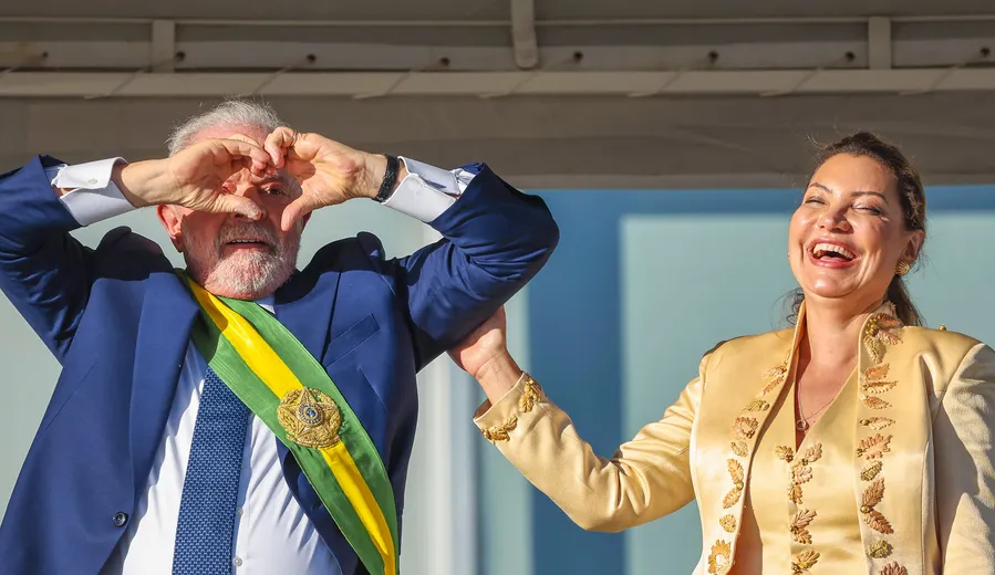 Entenda o significado da roupa de Janja na posse de Lula