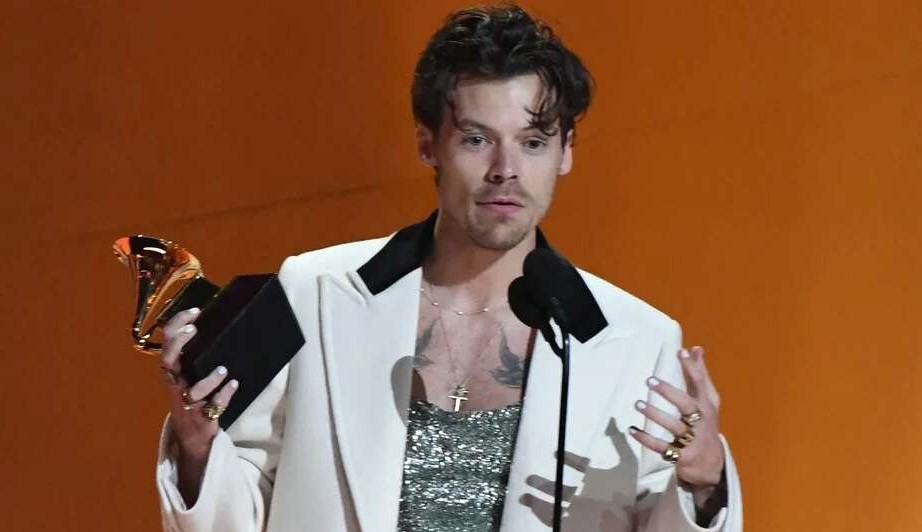 Harry Styles muda discurso após duras críticas no Grammy
