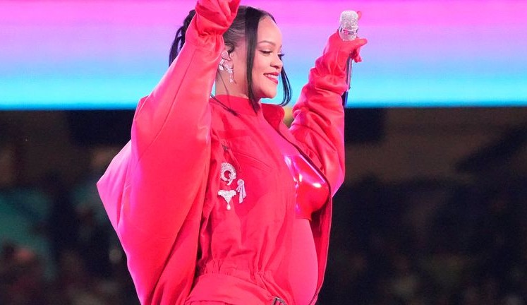 Rihanna marca presença nas músicas mais ouvidas no Spotify mundo
