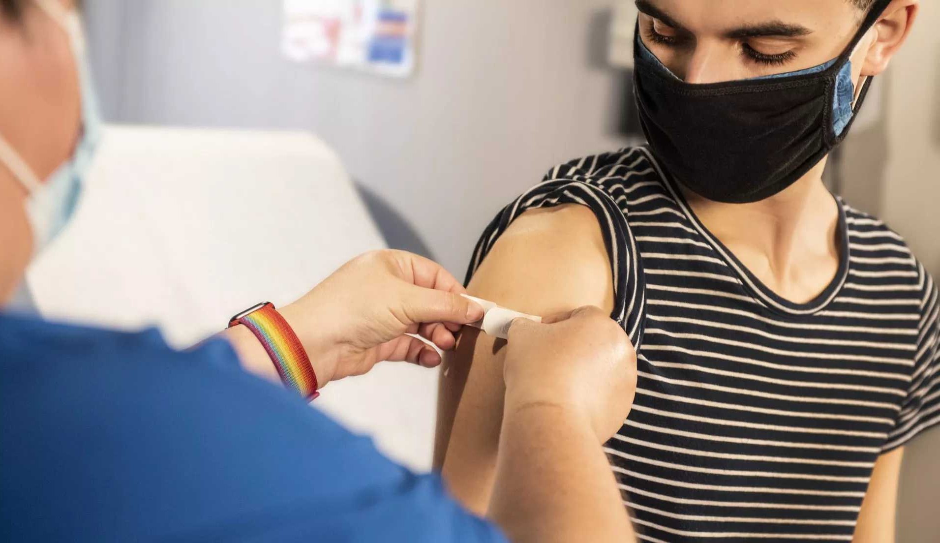 Coronavírus: Pessoas com comorbidades podem tomar vacina bivalente