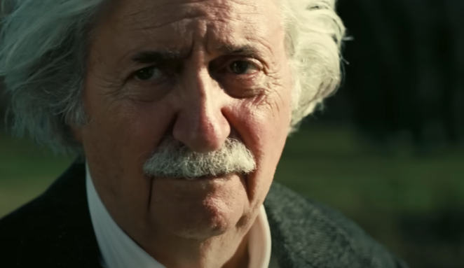 Oppenheimer encontra um Einstein triste em novo trailer de Christopher Nolan