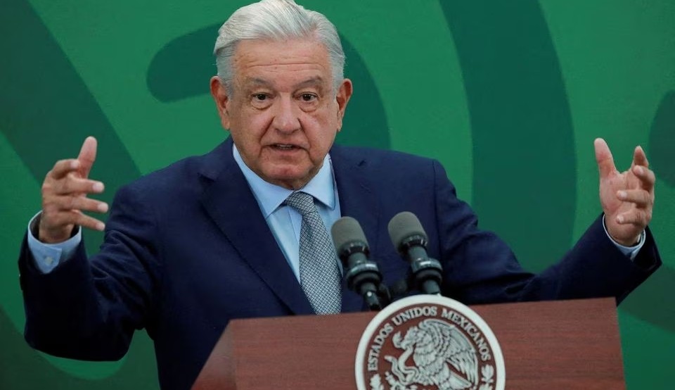 Presidente afirma que México e EUA estão trabalhando juntos para evitar desordem na fronteira após a suspensão de restrições