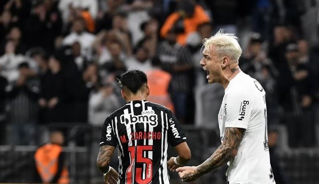 Corinthians se classifica para as quartas de final na Copa do Brasil e Guedes celebra