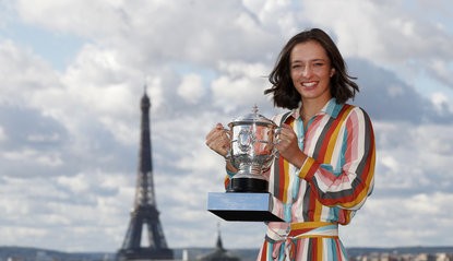 Iga Swiatek: Tenista conquista título Roland Garros e leva US$ 2,5 milhões 