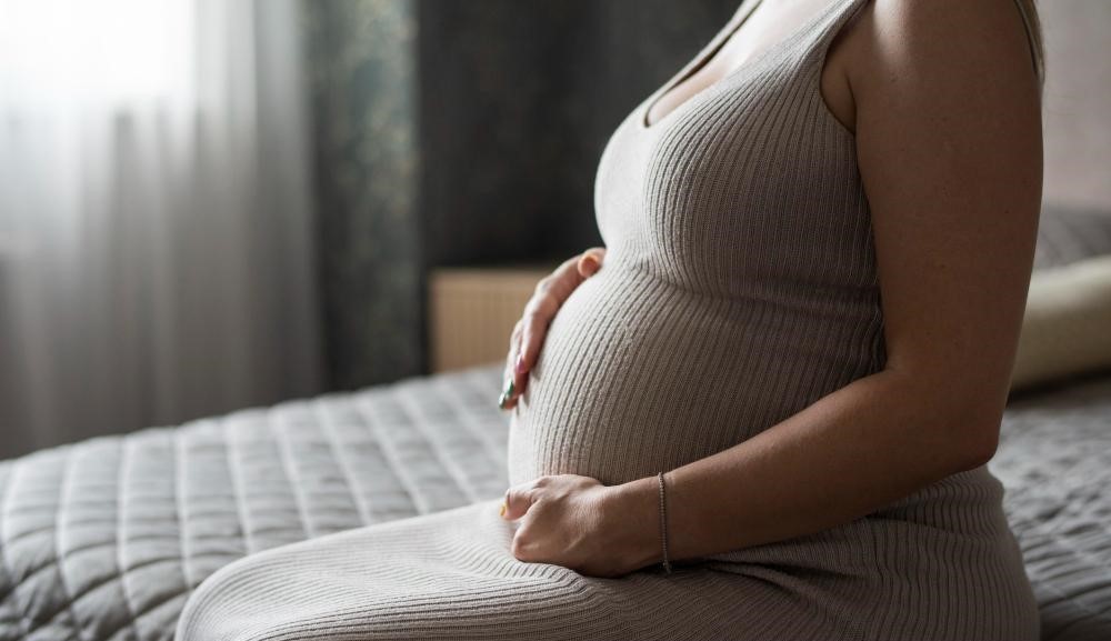 Teste de paternidade durante a gravidez ajuda a garantir direitos de mães e bebês