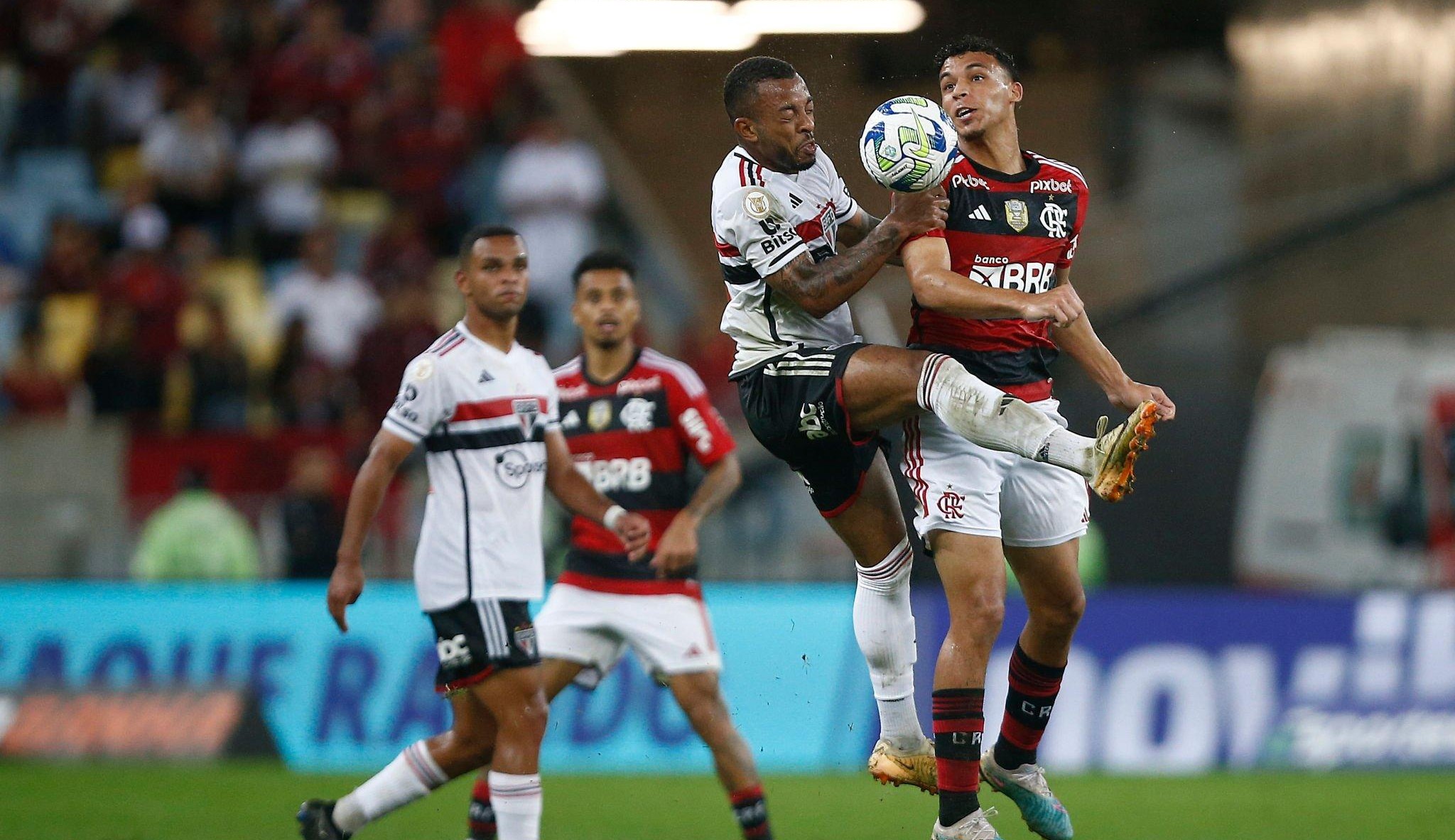 Em estreia de James, São Paulo e Flamengo empatam pelo Campeonato Brasileiro