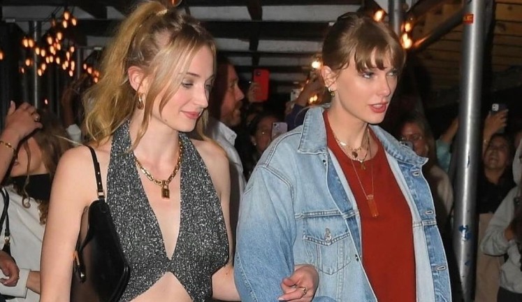 Taylor Swift e Sophie Turner jantam juntas em Nova York
