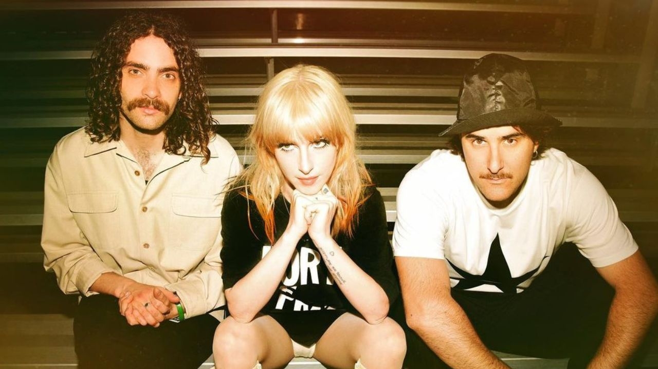 Banda Paramore relança álbum 