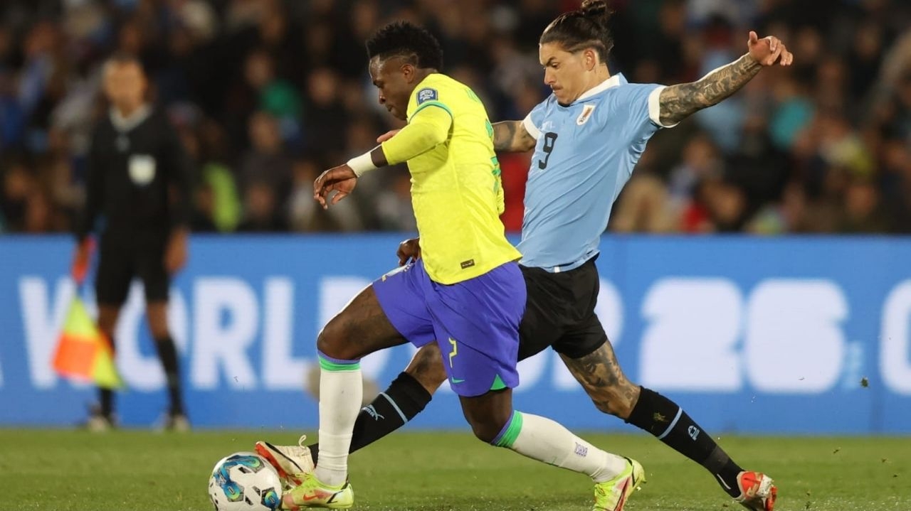Uruguai vence o Brasil e assume terceira posição nas Eliminatórias