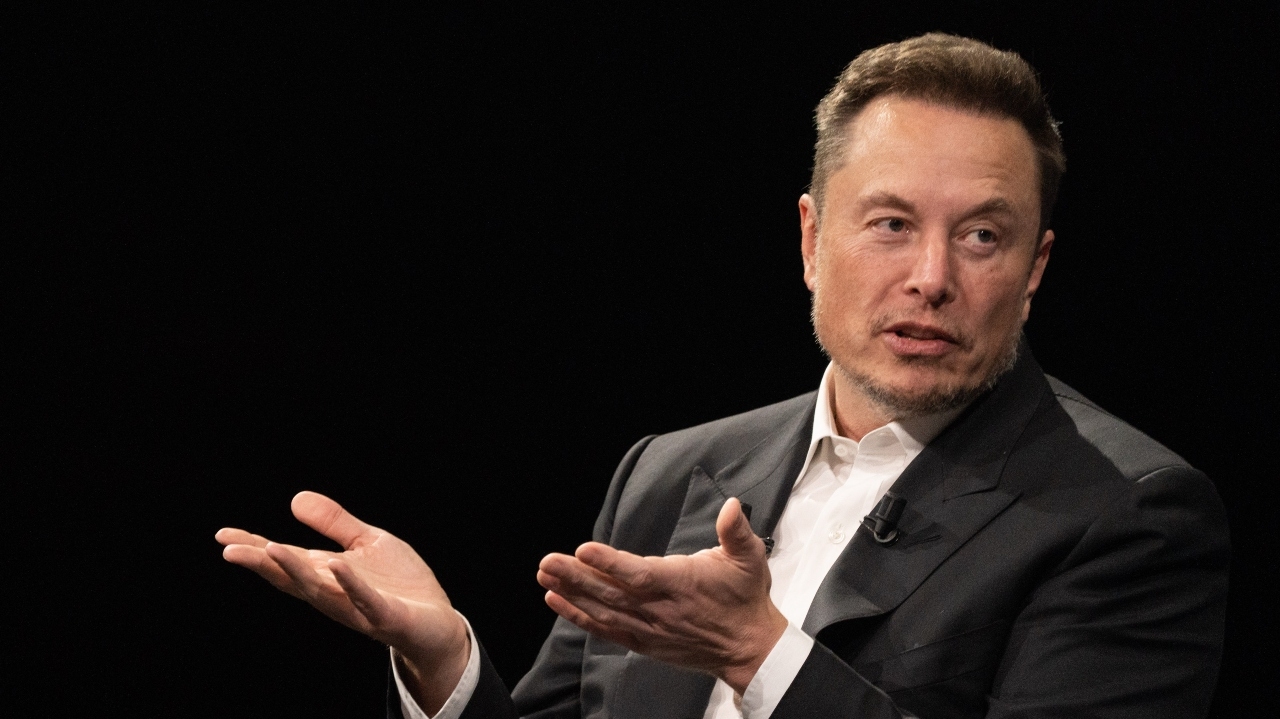 Elon Musk perde quase US$ 25 bilhões
