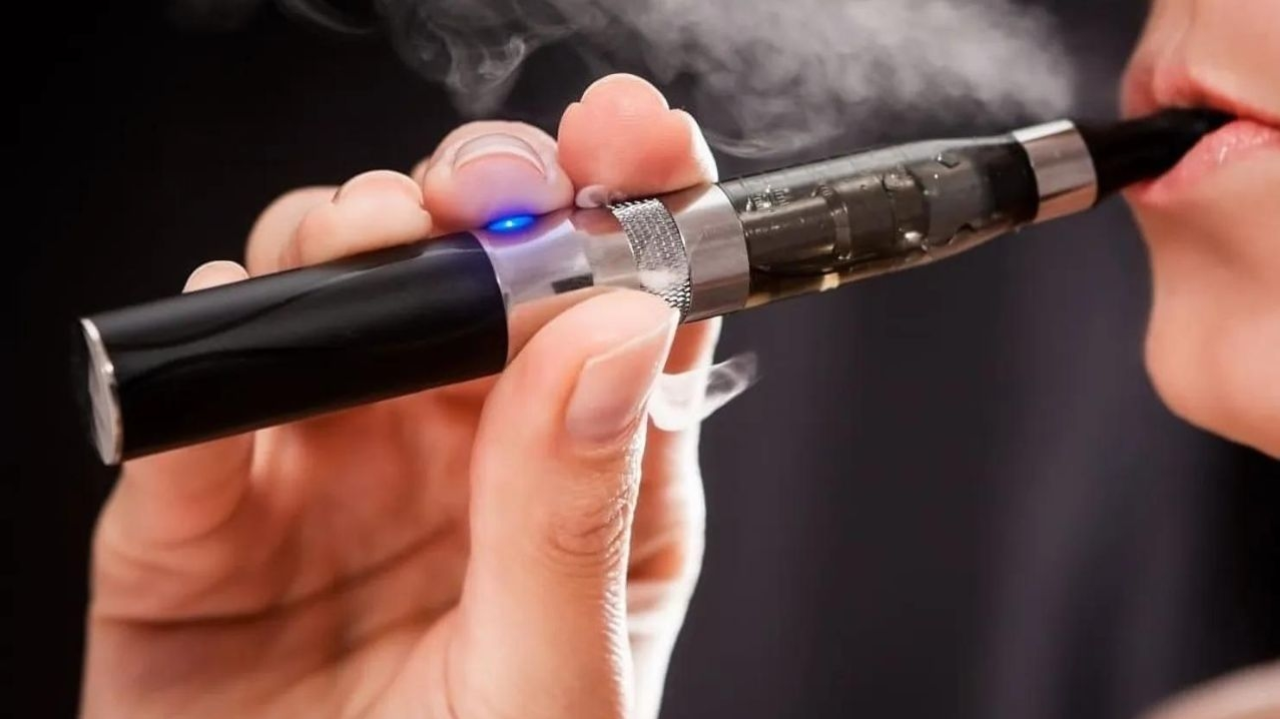 Projeto de lei quer regularizar venda de cigarro eletrônico no Brasil