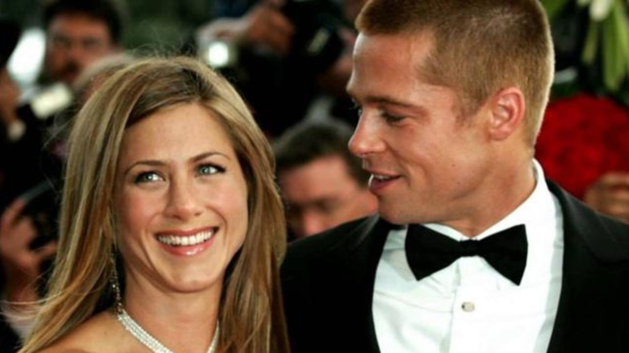 Após ofensas do filho, Jennifer Aniston oferece apoio a Brad Pitt
