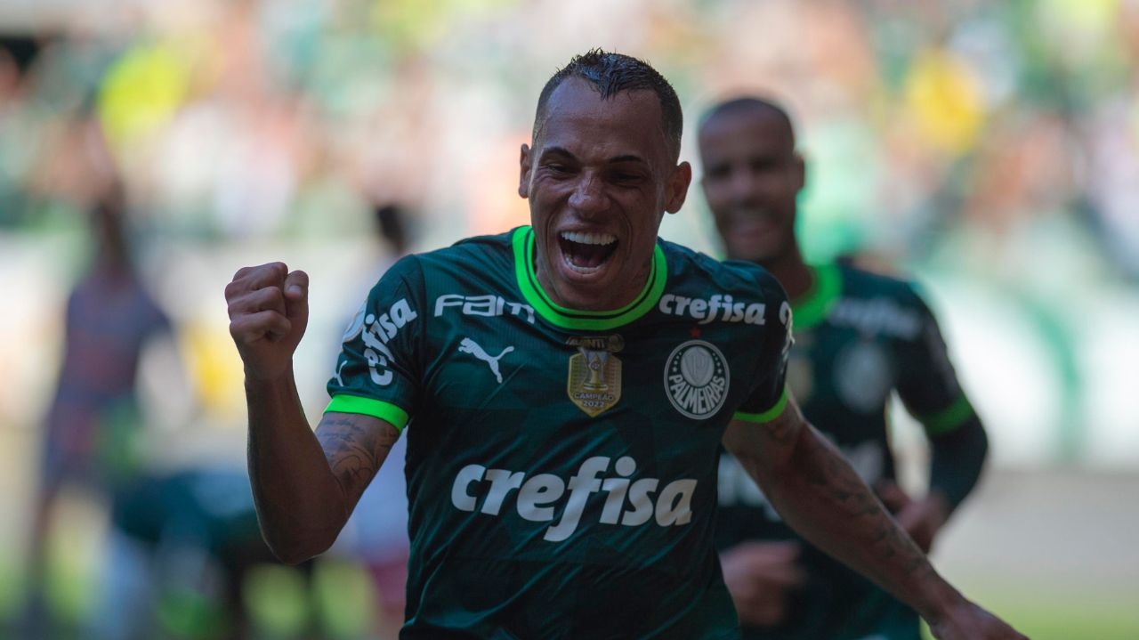 Palmeiras vence o Fluminense e deixa título do Brasileirão encaminhado