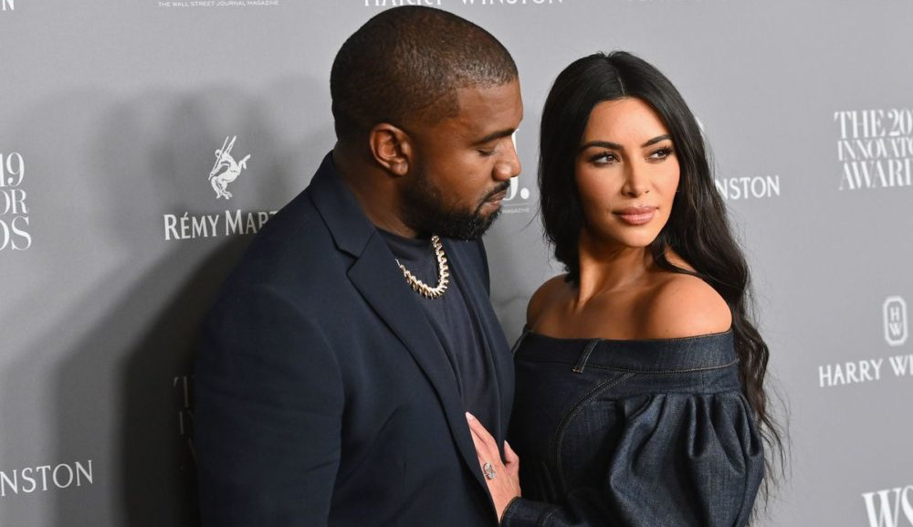 Kanye West insinua que Kim Kardashian ainda o ama