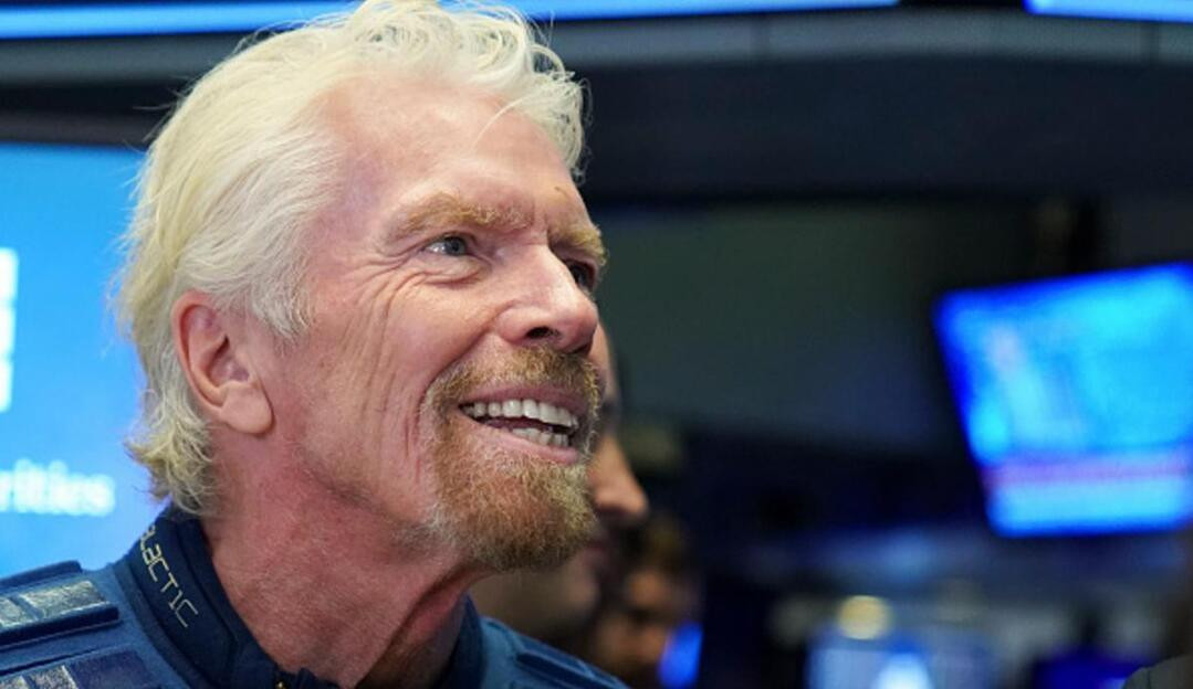 Richard Branson vende participação de US$ 300 milhões na Virgin Galactic