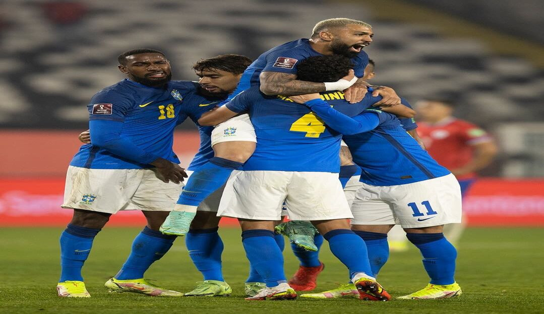 Brasil bate Chile com gol de Everton Ribeiro e chega a sete vitórias seguidas nas eliminatórias
