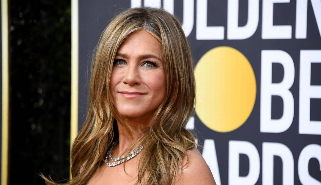 Jennifer Aniston revela trabalho inusitado antes da fama